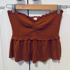 SOLD 🧡 Hollister Burgundy Strapless Top 🧡